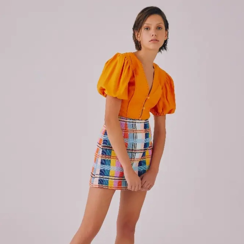 NWT C/MEO Collective Short Puff Sleeve Top